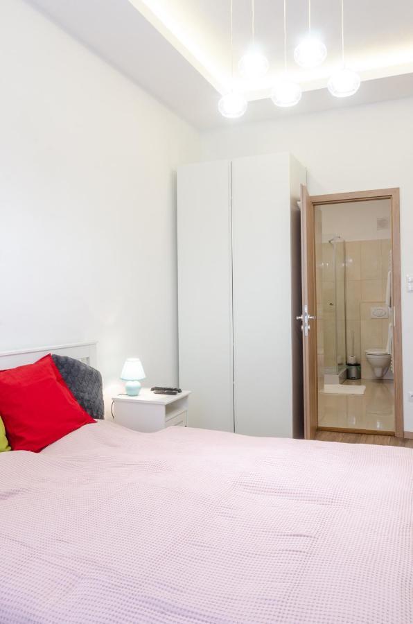 3 En Suit Bedroom Flat In The Main Centre For 6Ppl, 3Bdr,3Bthr,Ac Budapeszt Zewnętrze zdjęcie