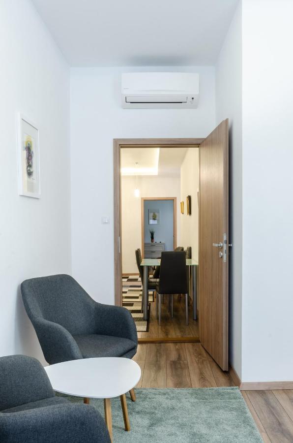 3 En Suit Bedroom Flat In The Main Centre For 6Ppl, 3Bdr,3Bthr,Ac Budapeszt Zewnętrze zdjęcie