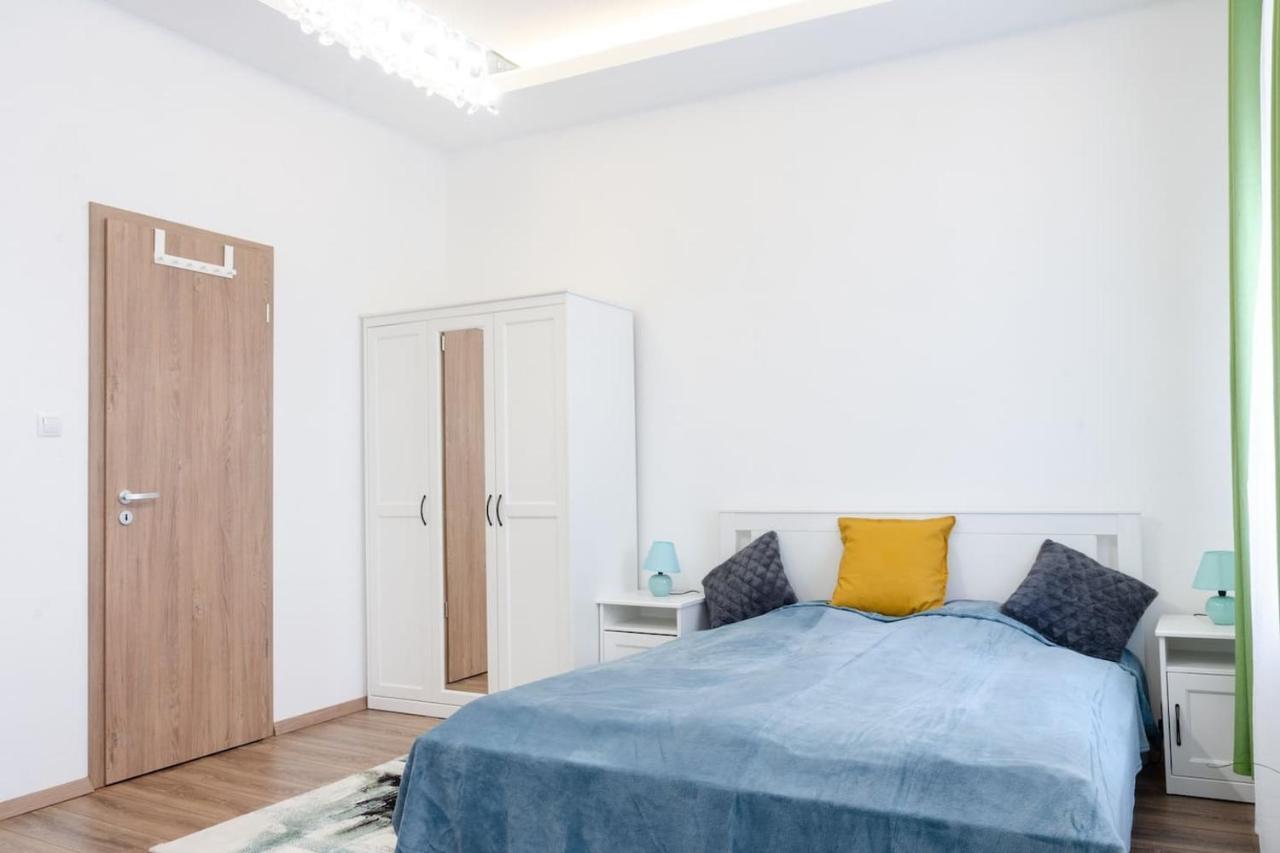 3 En Suit Bedroom Flat In The Main Centre For 6Ppl, 3Bdr,3Bthr,Ac Budapeszt Zewnętrze zdjęcie